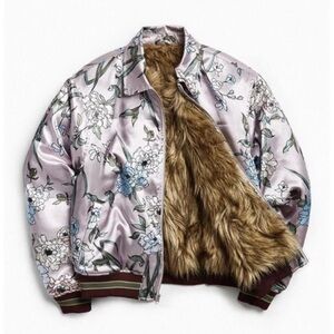 Urban outfitter Floral Stain Jacket fur Lined Size Medium